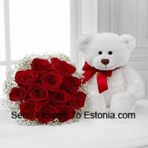 Bündel von 11 roten Rosen mit saisonalen Füllmaterialien zusammen mit einem niedlichen 14 Zoll großen weißen Teddybär